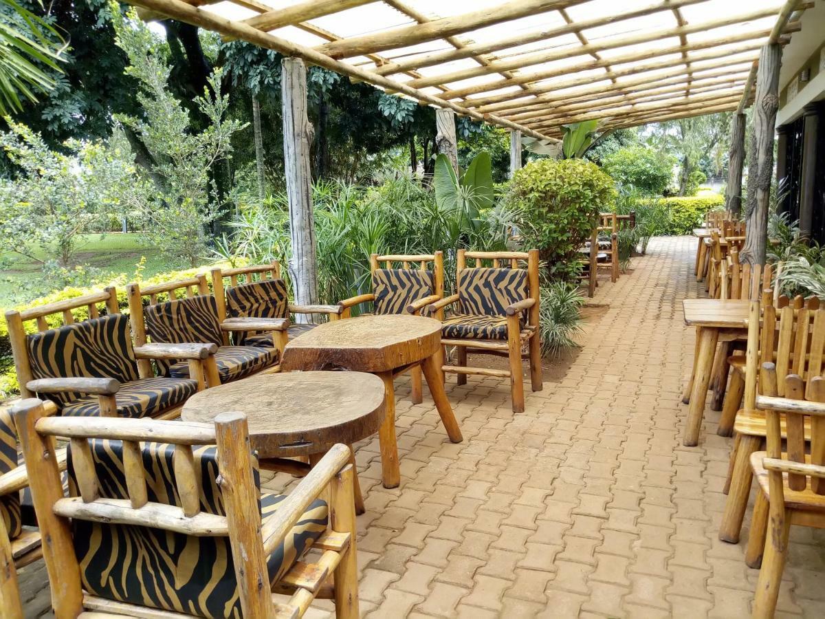 Kaz Garden Cottages Entebbe Exterior photo